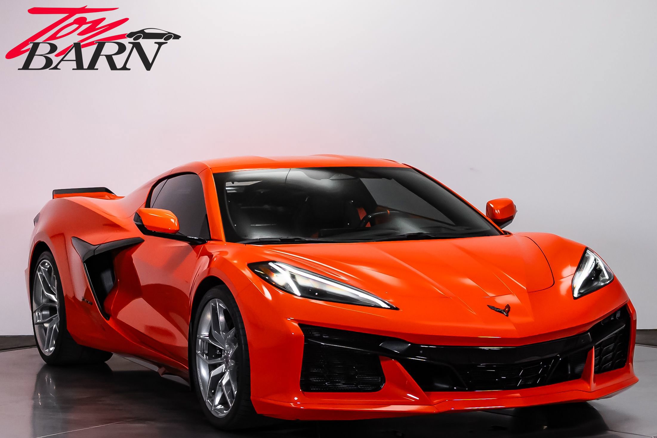 Used 2025 Chevrolet Corvette Z06 w/ Stealth Interior Trim Package RWD image 15