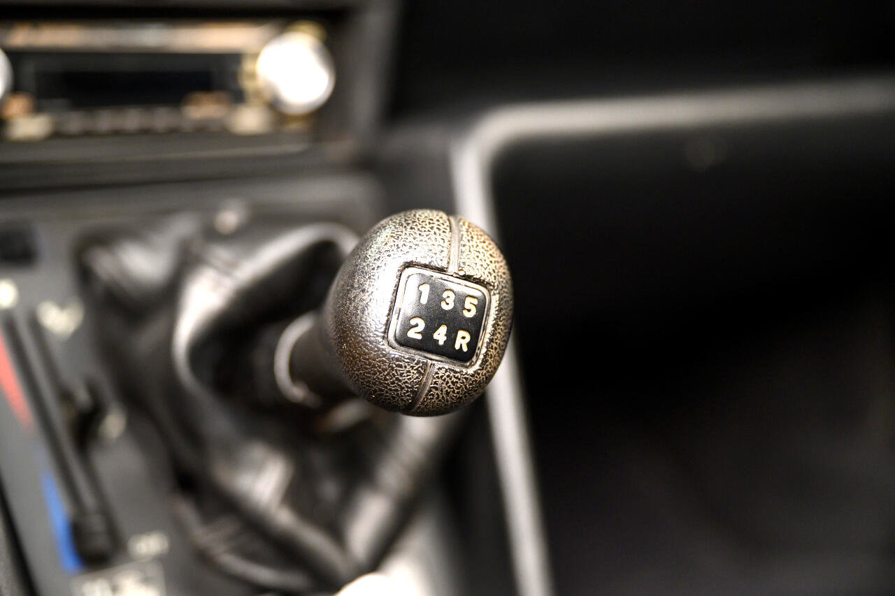 Used 1992 Alfa Romeo Spider Veloce image 29