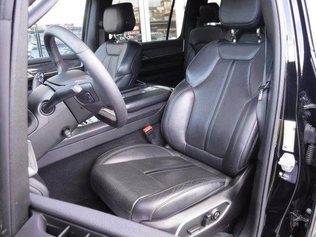 Used 2022 Jeep Wagoneer Series III image 25