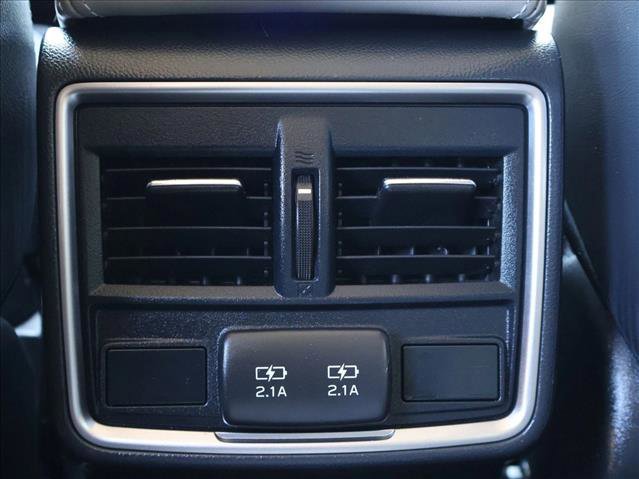 Used 2022 Subaru Forester Limited AWD/4WD image 24