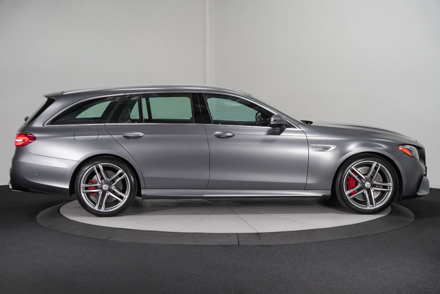Used 2020 Mercedes-Benz E 63 AMG S image 9