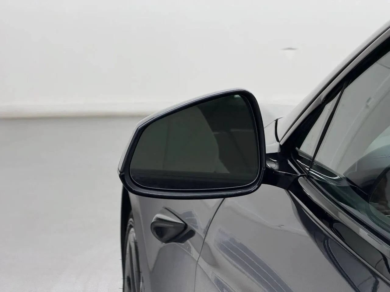 Used 2021 Tesla Model S Plaid AWD/4WD image 45