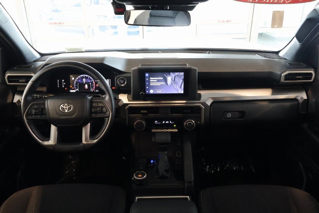 Used 2025 Toyota 4Runner SR5 AWD/4WD image 6