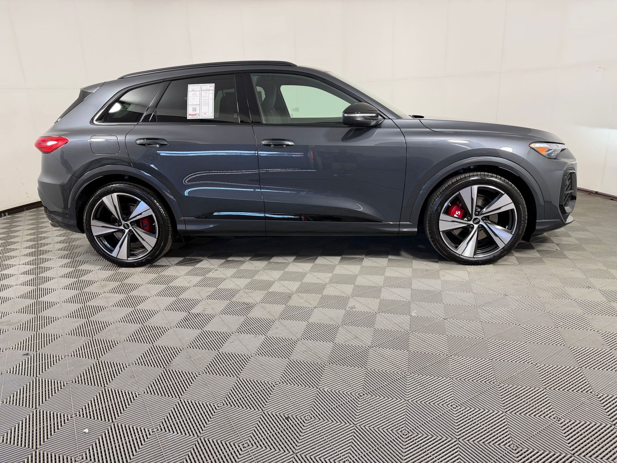 New 2026 Audi SQ5 Premium Plus AWD/4WD image 8