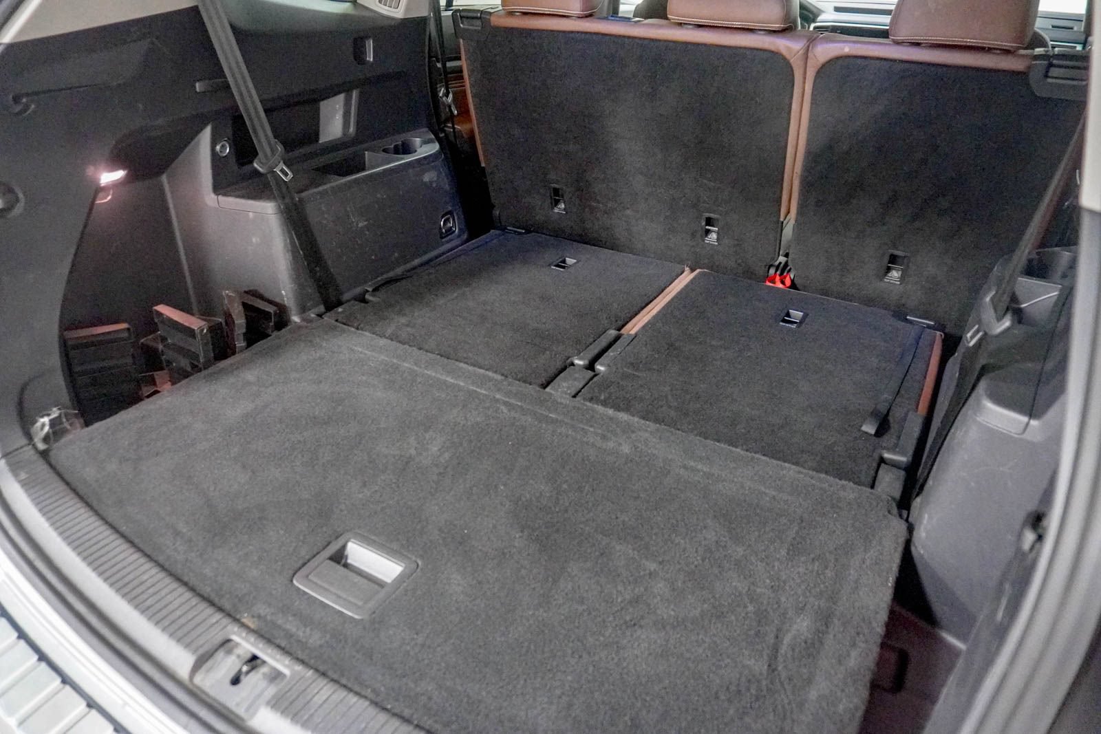 Used 2023 Volkswagen Atlas SE w/ Panoramic Sunroof Package AWD/4WD image 9