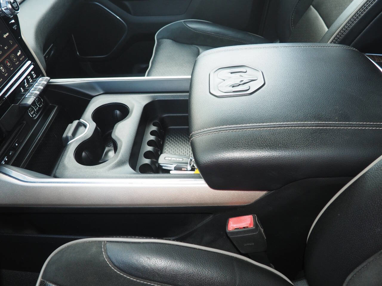 Used 2019 RAM 1500 Laramie image 21