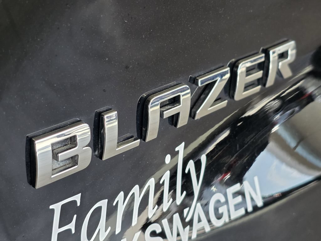 Used 2024 Chevrolet Blazer Premier w/ Driver Confidence II Package FWD image 7