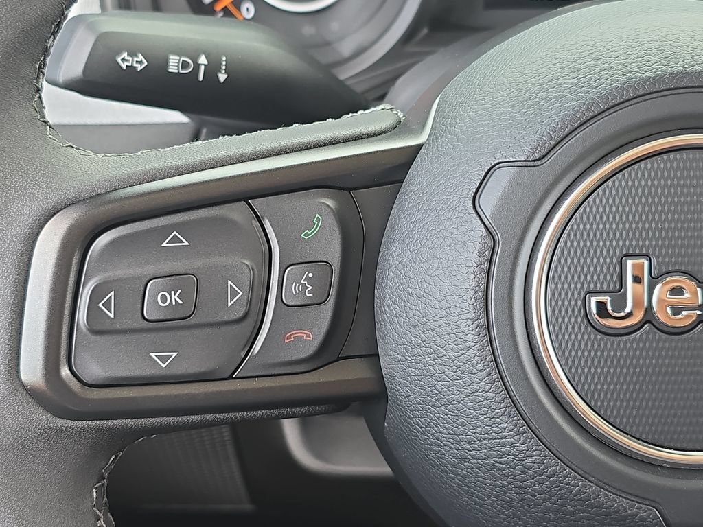 Used 2026 Jeep Wrangler Unlimited Sport AWD/4WD image 19