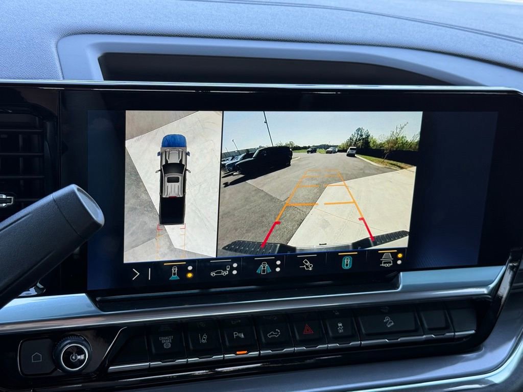 Used 2024 Chevrolet Silverado 2500 High Country w/ High Country Premium Package AWD/4WD image 13