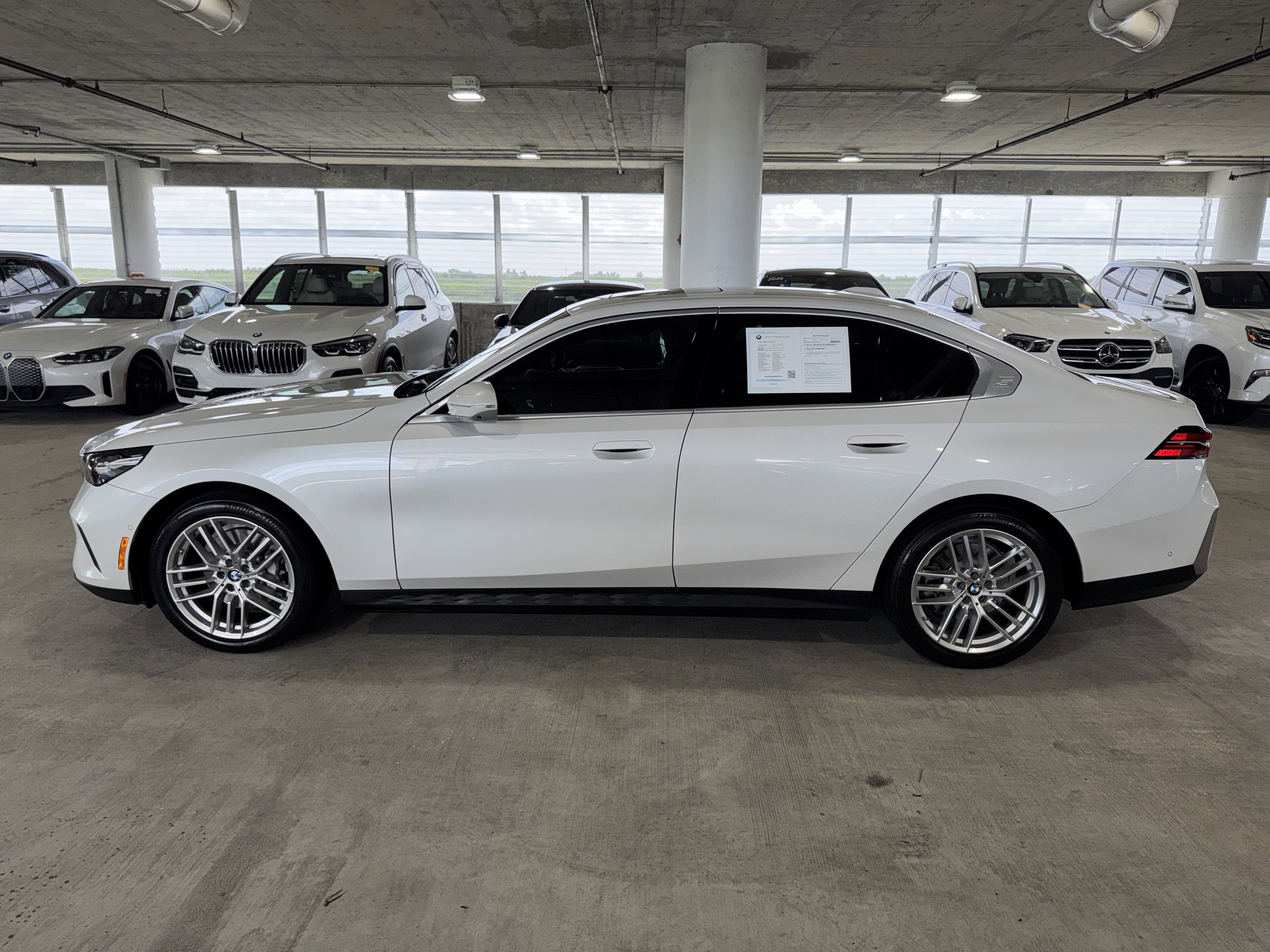 Used 2024 BMW 530i w/ Premium Package RWD image 5
