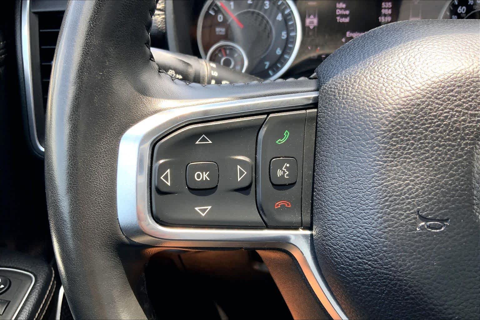 Used 2024 RAM 1500 Laramie AWD/4WD image 24