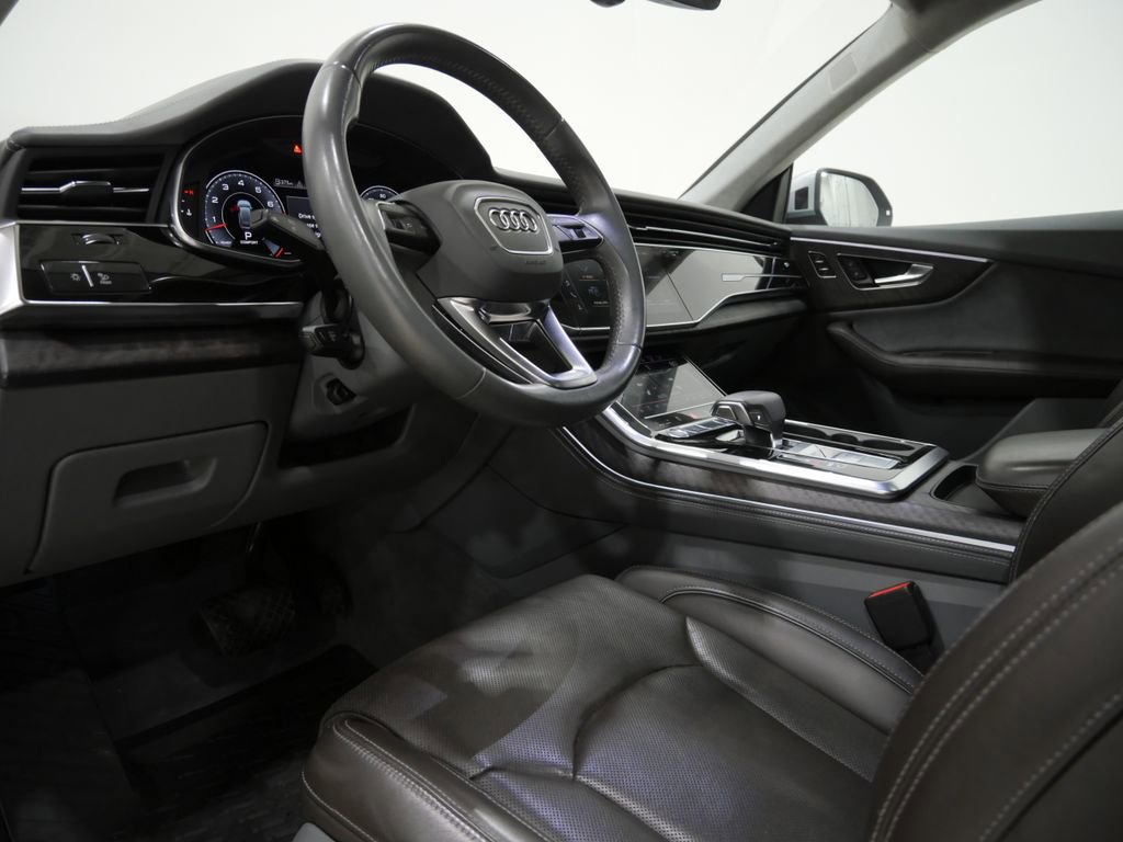 Used 2019 Audi Q8 Prestige AWD/4WD image 12