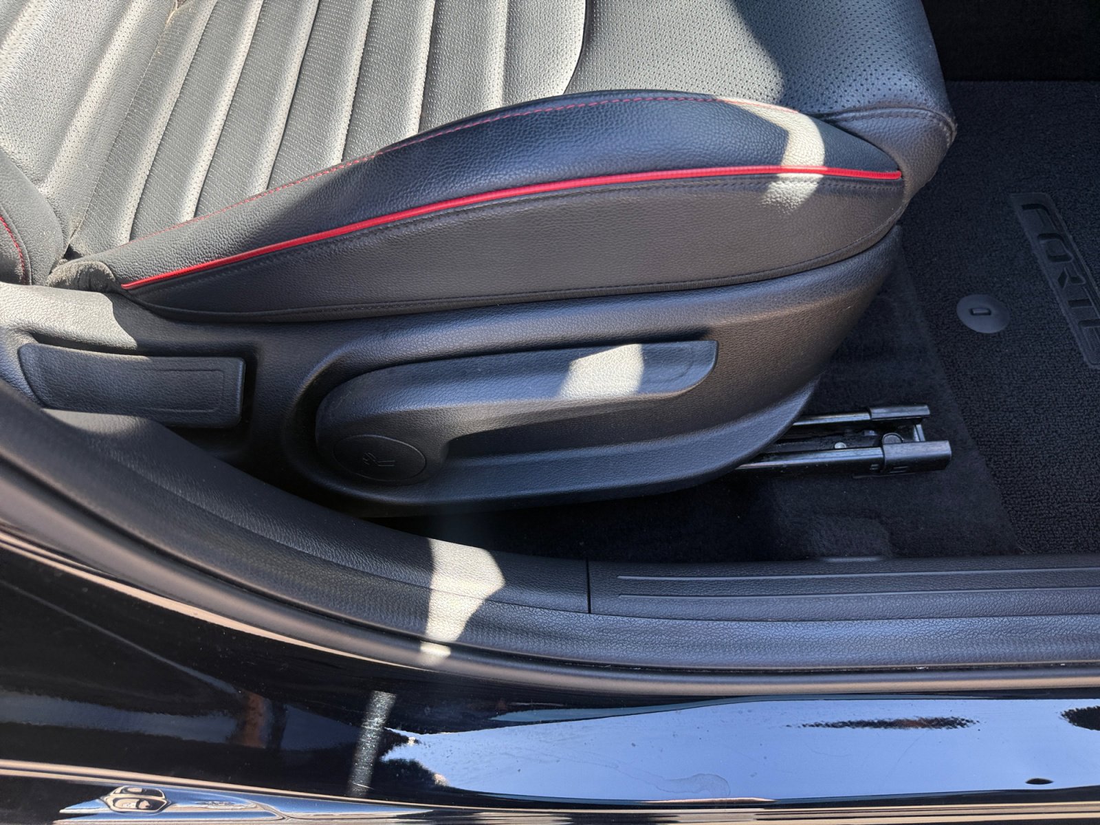 Used 2023 Kia Forte GT w/ GT2 Package image 31