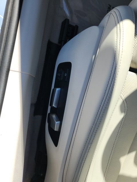 Used 2024 BMW 840i Gran Coupe w/ M Sport Professional Package image 28