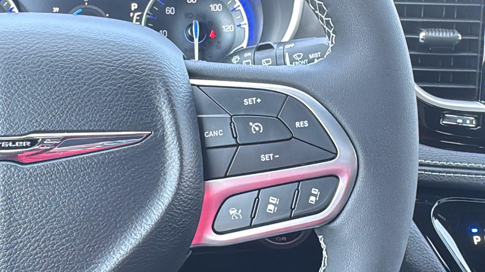 New 2026 Chrysler Pacifica Select FWD image 22
