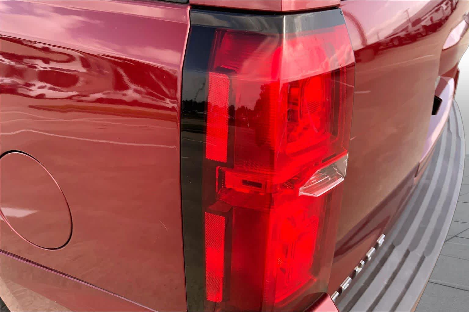 Used 2016 Chevrolet Tahoe LT RWD image 28
