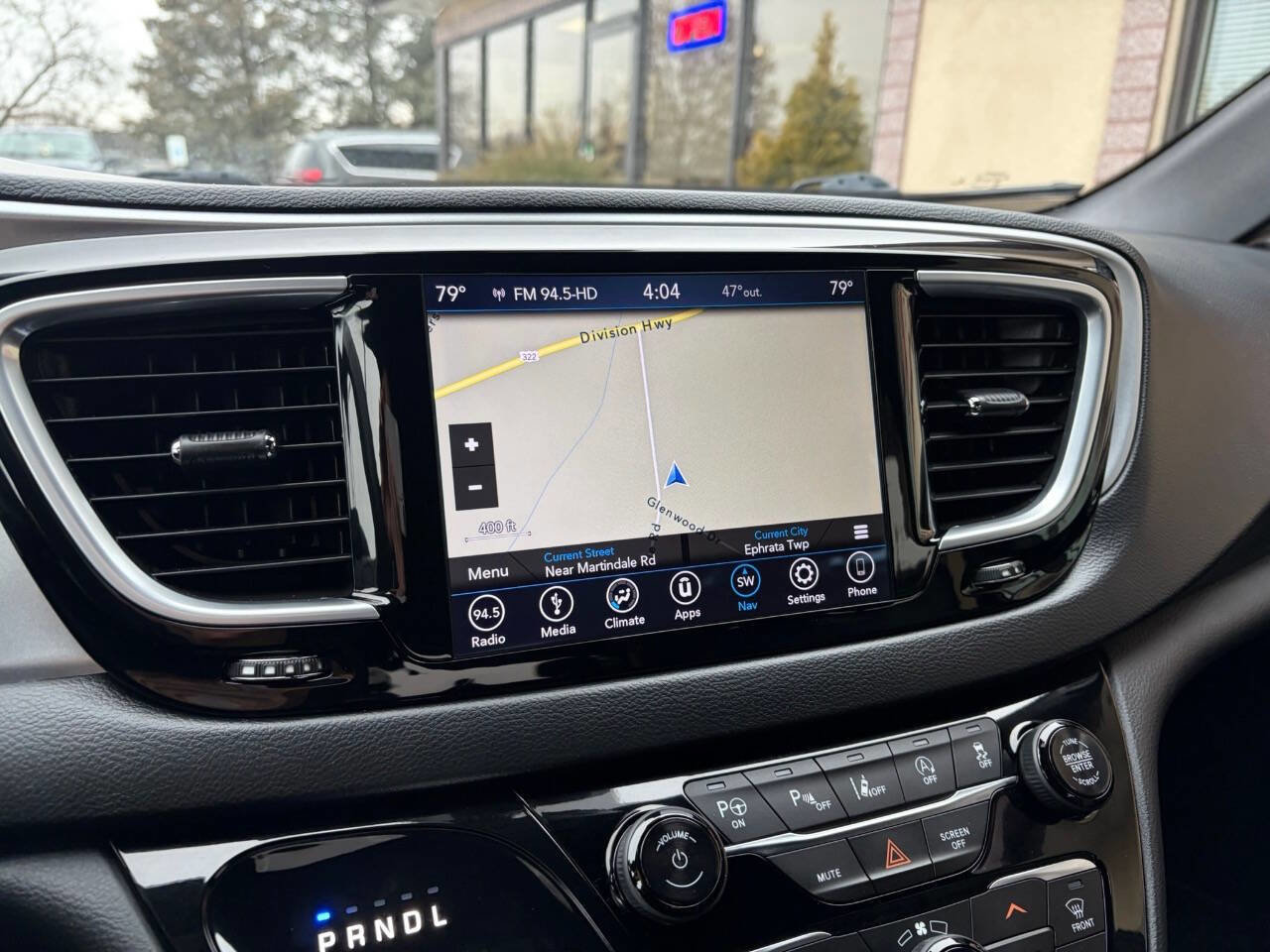 Used 2019 Chrysler Pacifica Touring-L w/ Advanced Safetytec Group FWD image 28