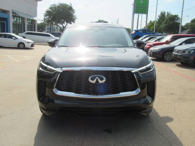 Used 2023 INFINITI QX60 Pure image 2