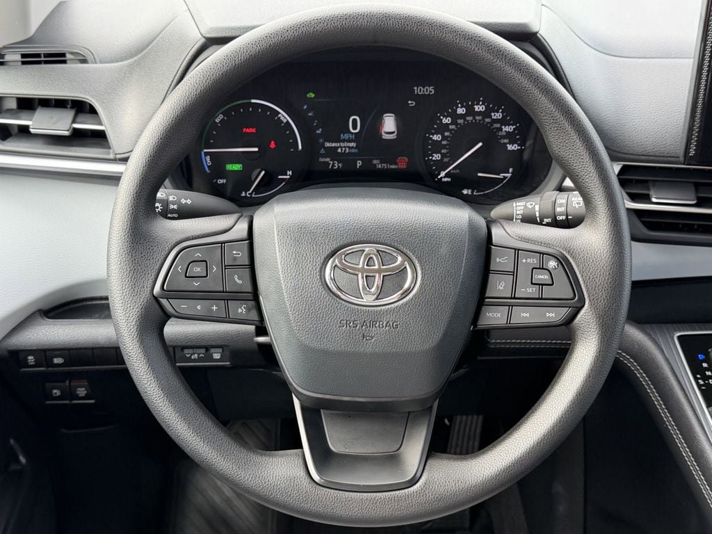 Used 2026 Toyota Sienna LE FWD image 15
