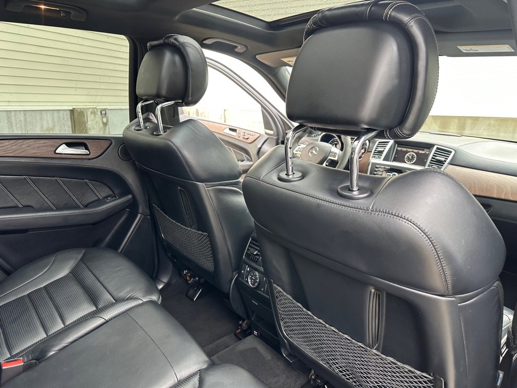 Used 2013 Mercedes-Benz ML 63 AMG 4MATIC image 21