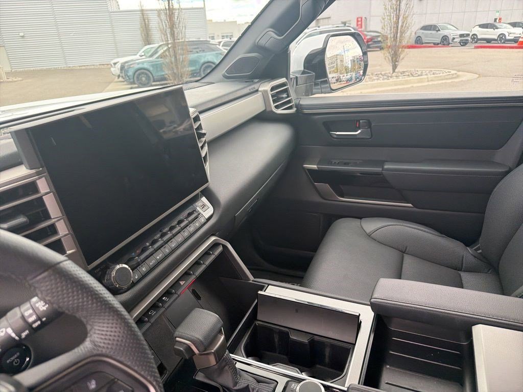 Used 2025 Toyota Sequoia Limited image 17