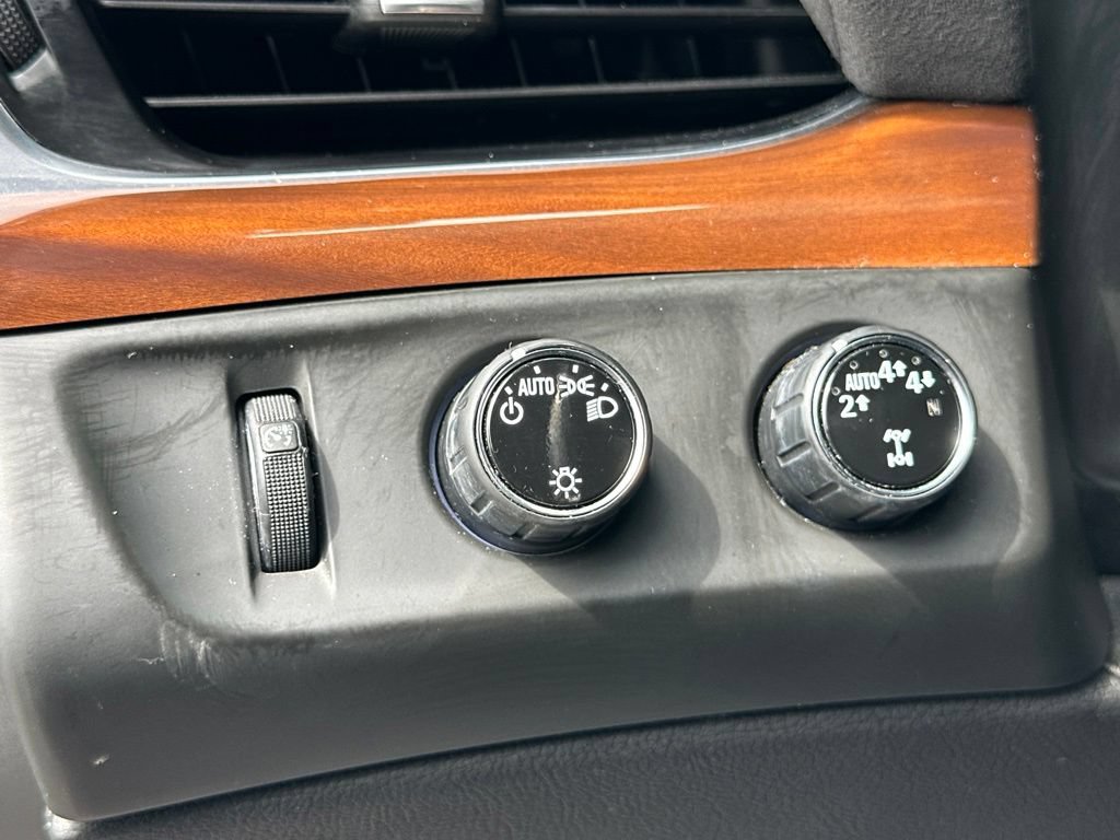 Used 2020 Cadillac Escalade Luxury AWD/4WD image 56