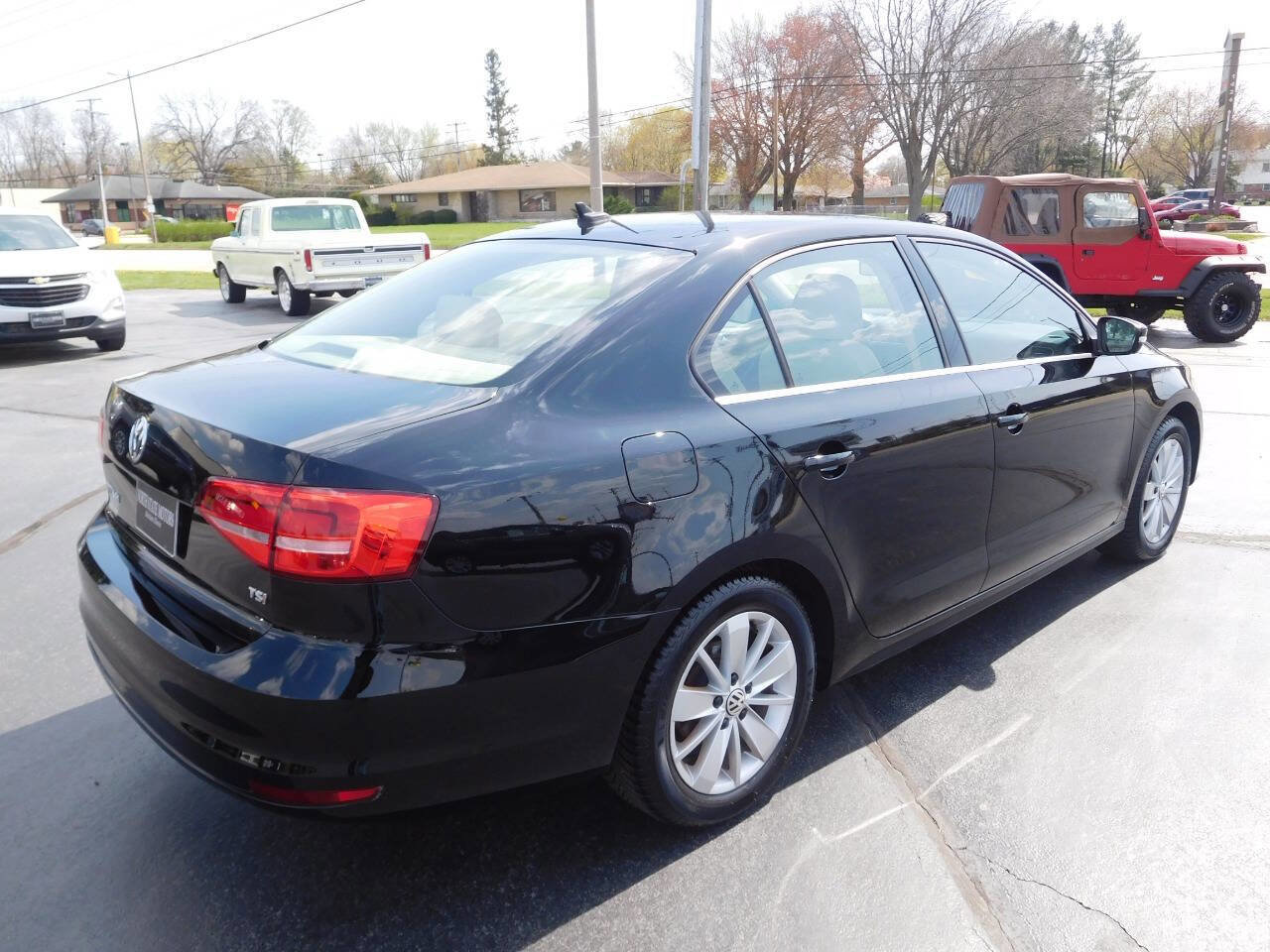 Used 2015 Volkswagen Jetta SE image 12