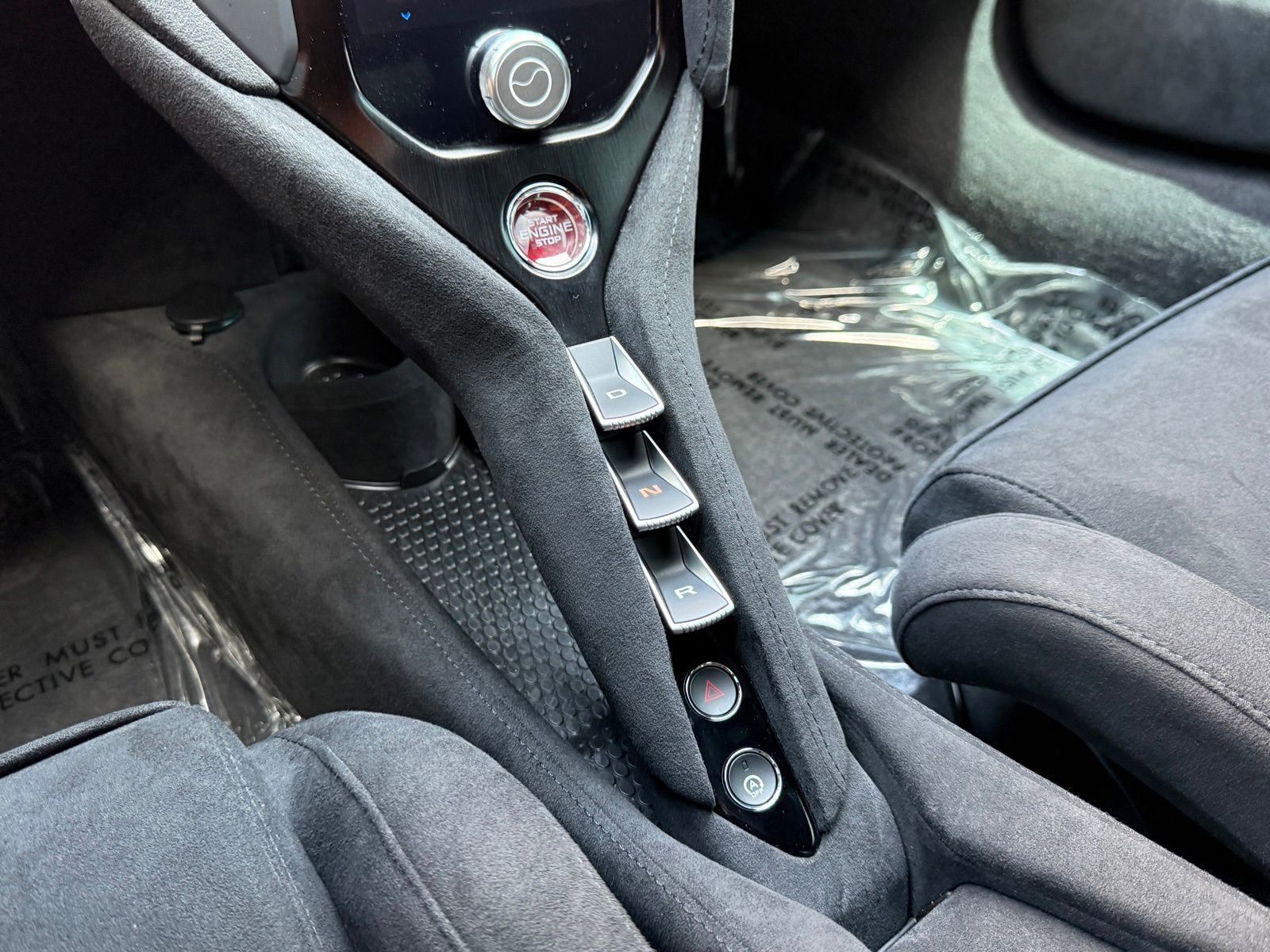 Used 2024 McLaren 750S RWD image 33