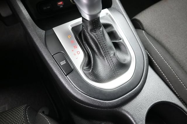 Used 2022 Kia Forte LXS w/ LXS Technology Package FWD image 13