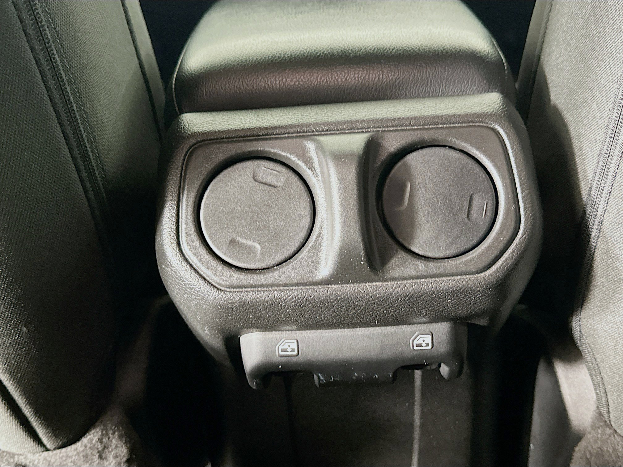 Used 2023 Jeep Wrangler Unlimited AWD/4WD image 27