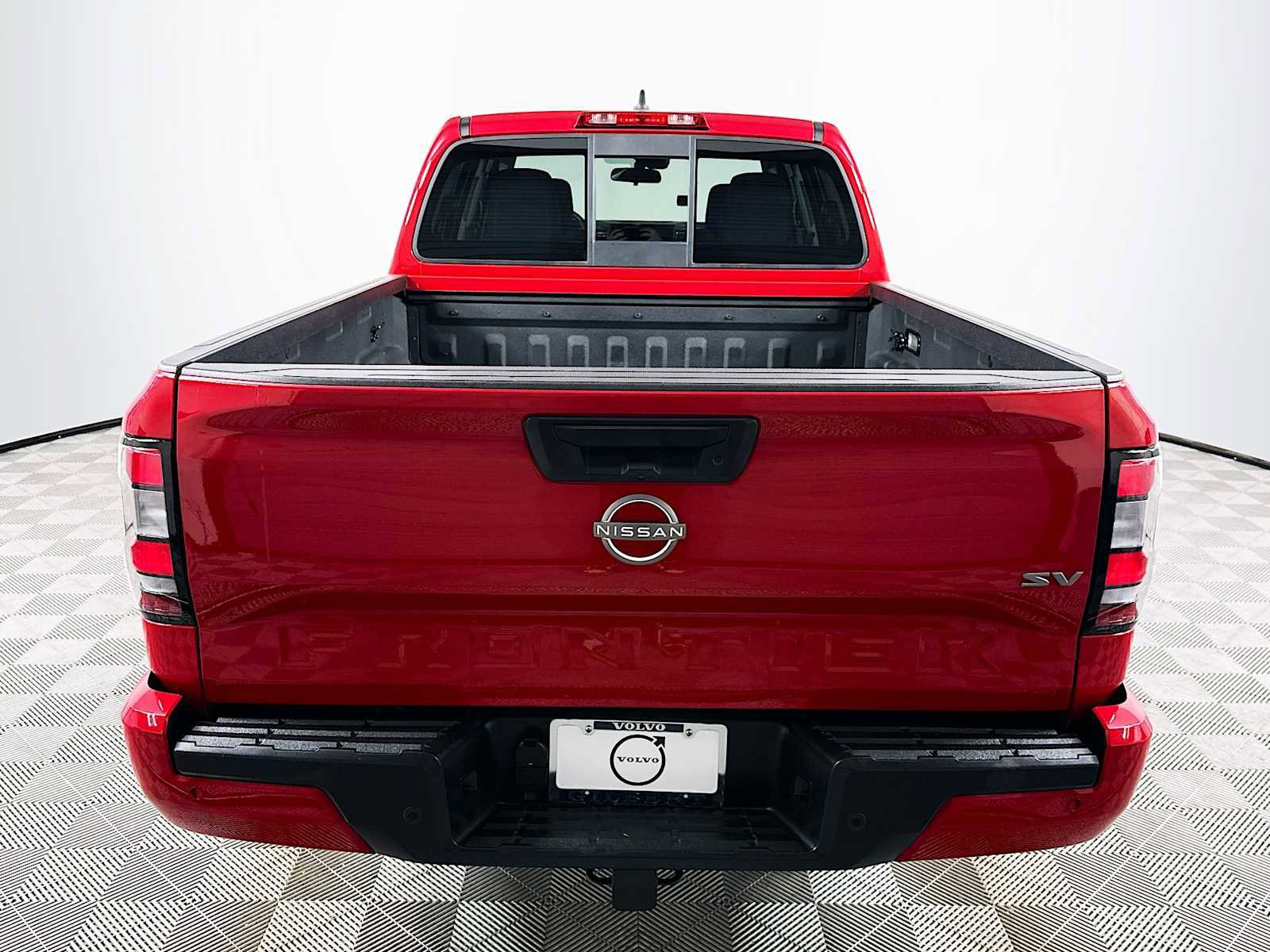Used 2022 Nissan Frontier SV w/ Technology Package RWD image 6
