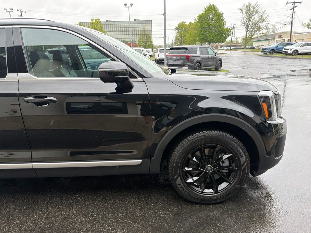 Used 2025 Kia Telluride EX AWD/4WD image 6