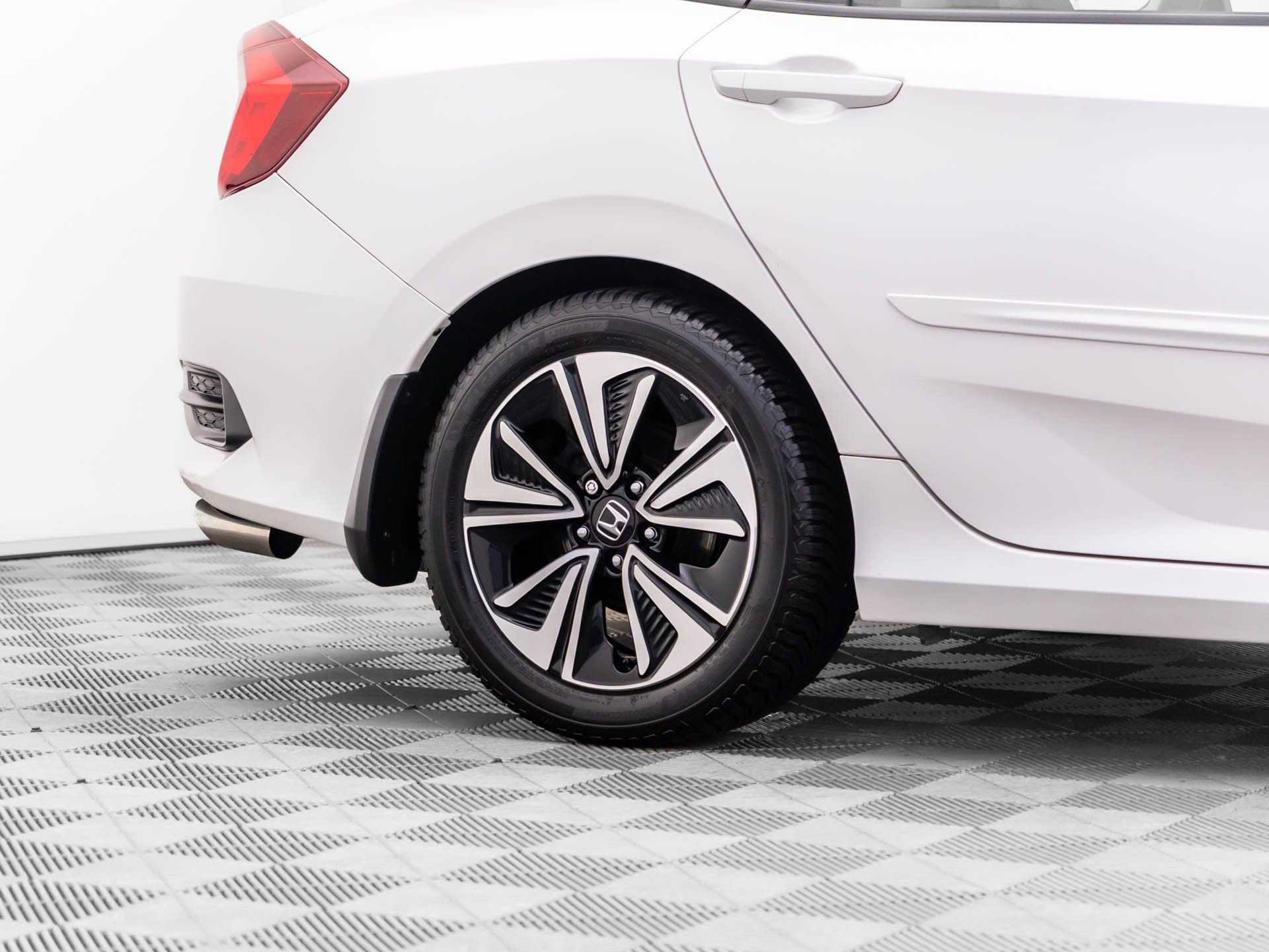 Used 2016 Honda Civic EX-T image 33