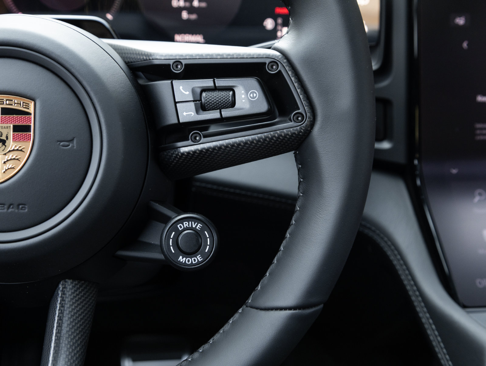 New 2026 Porsche Cayenne S AWD/4WD image 16