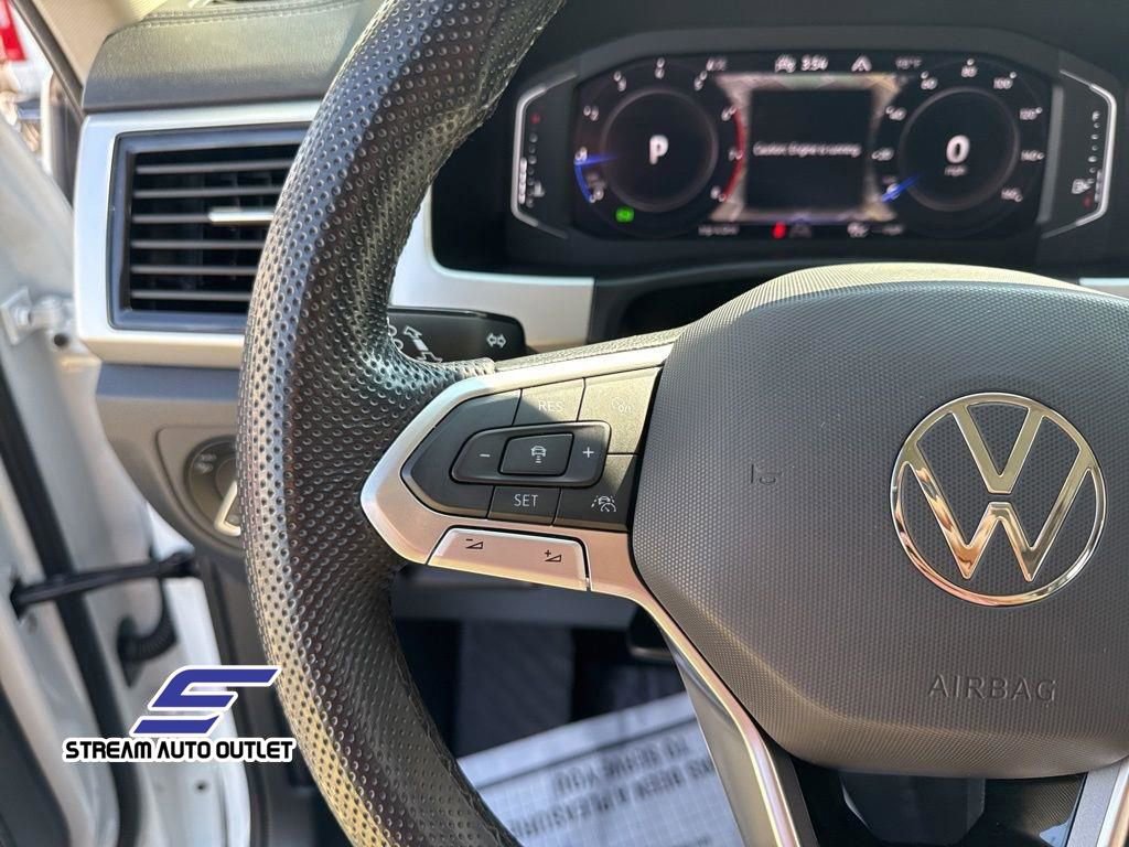 Used 2022 Volkswagen Atlas SEL R-Line image 39