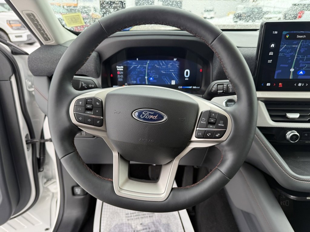 Used 2025 Ford Explorer Active w/ Active Comfort Package image 9
