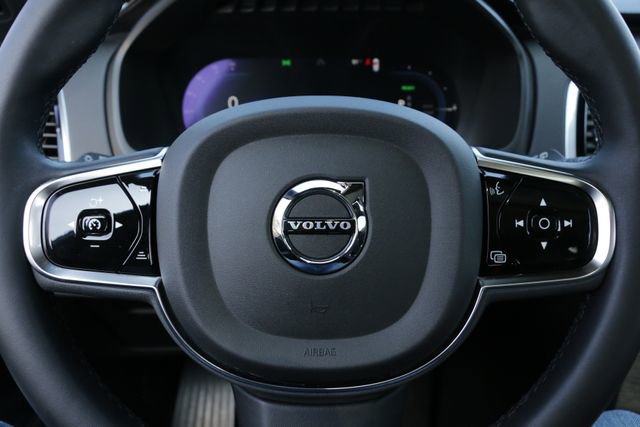 Used 2024 Volvo XC90 T8 Ultimate w/ Lounge Package image 13
