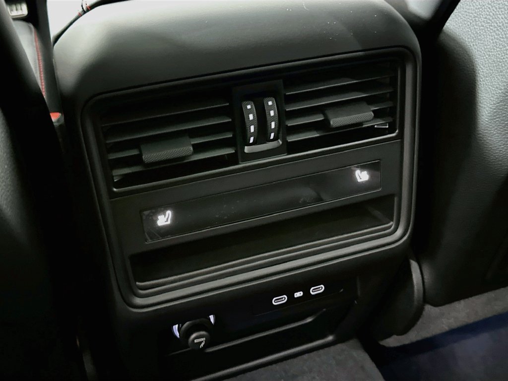 New 2026 Porsche Cayenne GTS AWD/4WD image 27