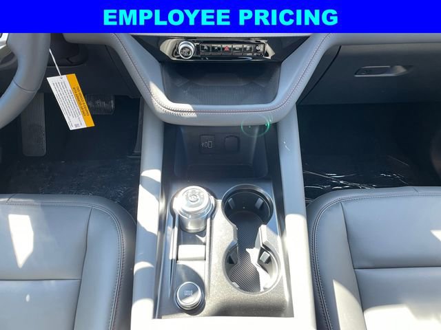 New 2026 Ford Explorer Active AWD/4WD image 11
