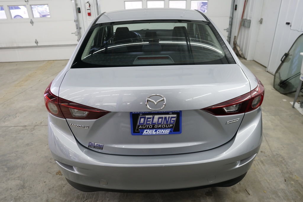 Used 2017 MAZDA MAZDA3 Sport FWD image 12