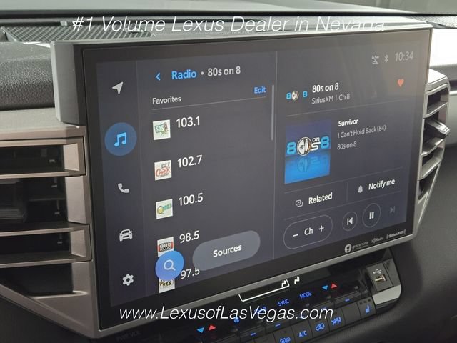 Used 2024 Toyota Sequoia SR5 w/ SR5 Premium Package AWD/4WD image 31