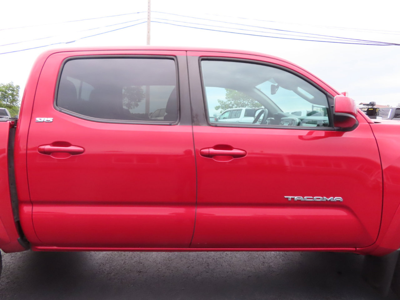 Used 2019 Toyota Tacoma SR5 image 20