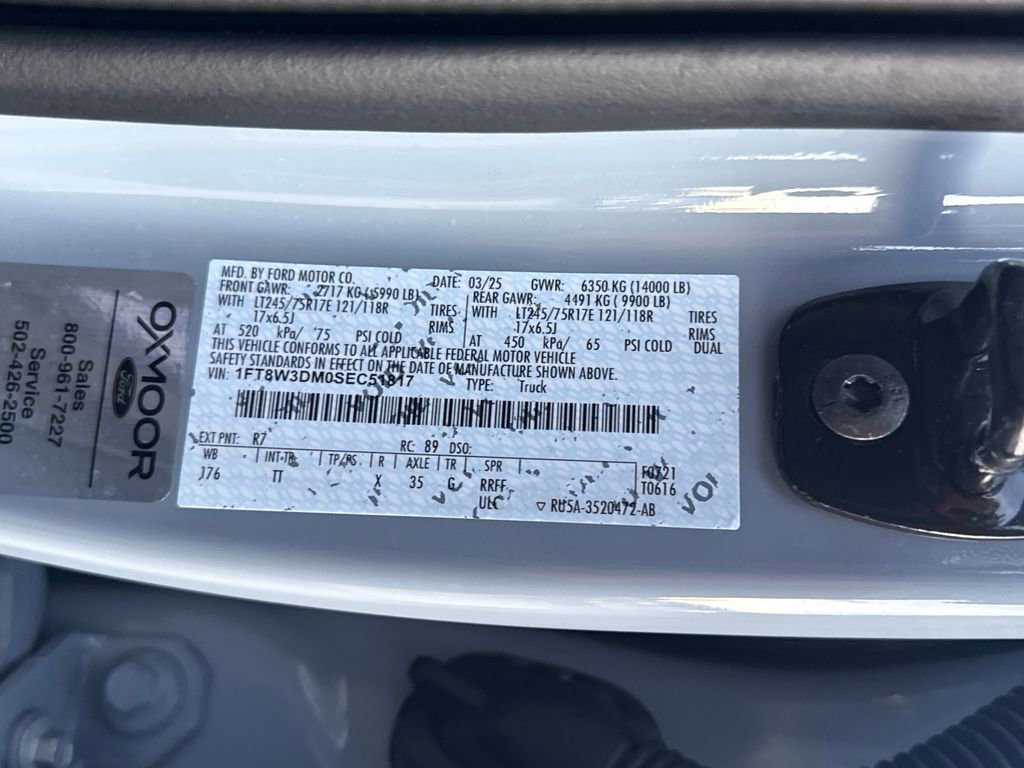 Used 2025 Ford F350 Platinum w/ Platinum Plus Package image 39