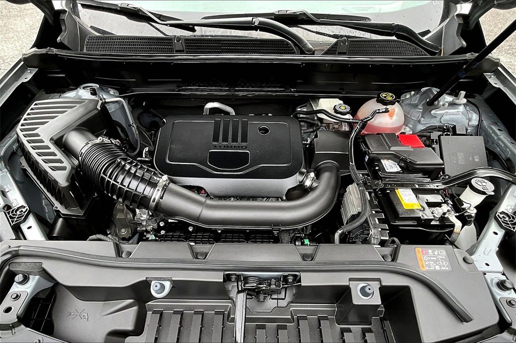 Certified 2023 GMC Acadia SLE w/ Driver Convenience Package image 25