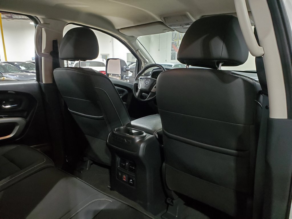 Used 2019 Nissan Titan PRO-4X AWD/4WD image 20