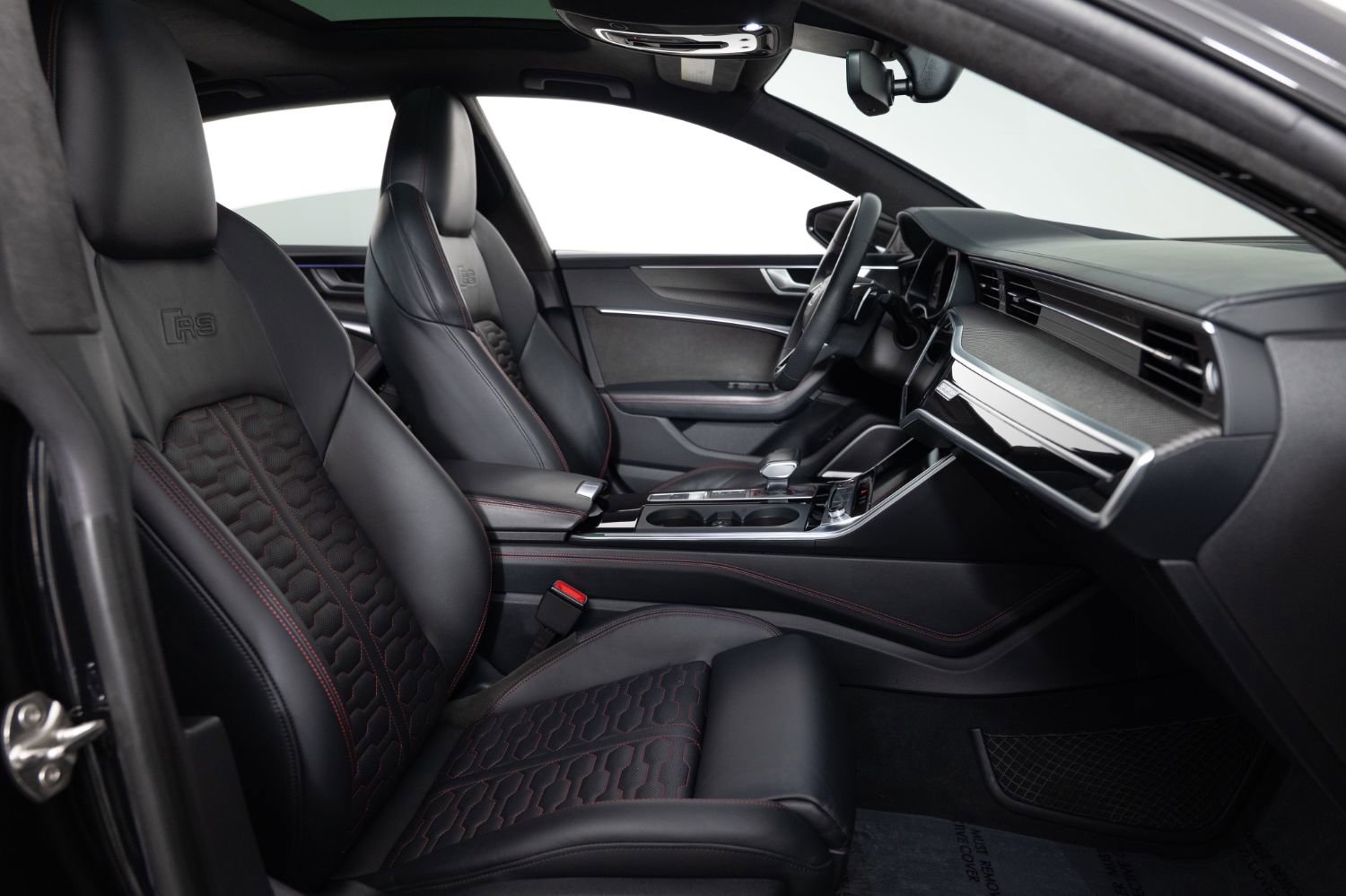 Used 2021 Audi RS 7 Sportback w/ Carbon Optic Package image 26