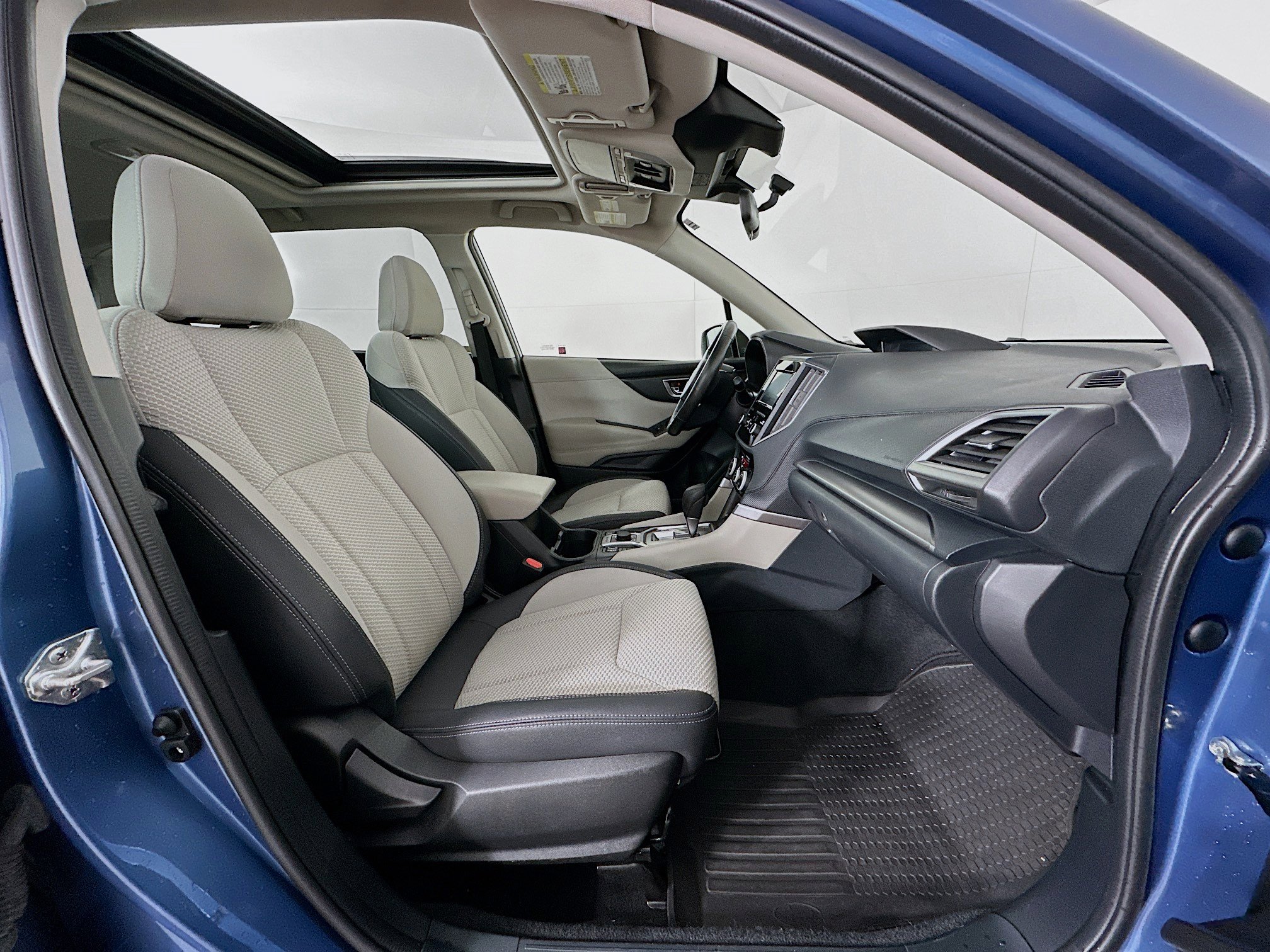 Used 2022 Subaru Forester Premium image 32