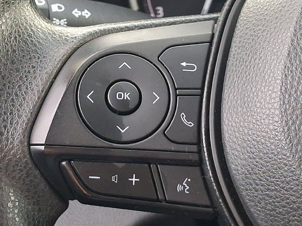 Used 2024 Toyota RAV4 XLE AWD/4WD image 20