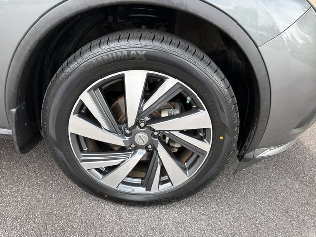 Used 2015 Nissan Murano Platinum w/ Platinum Technology Package FWD image 14