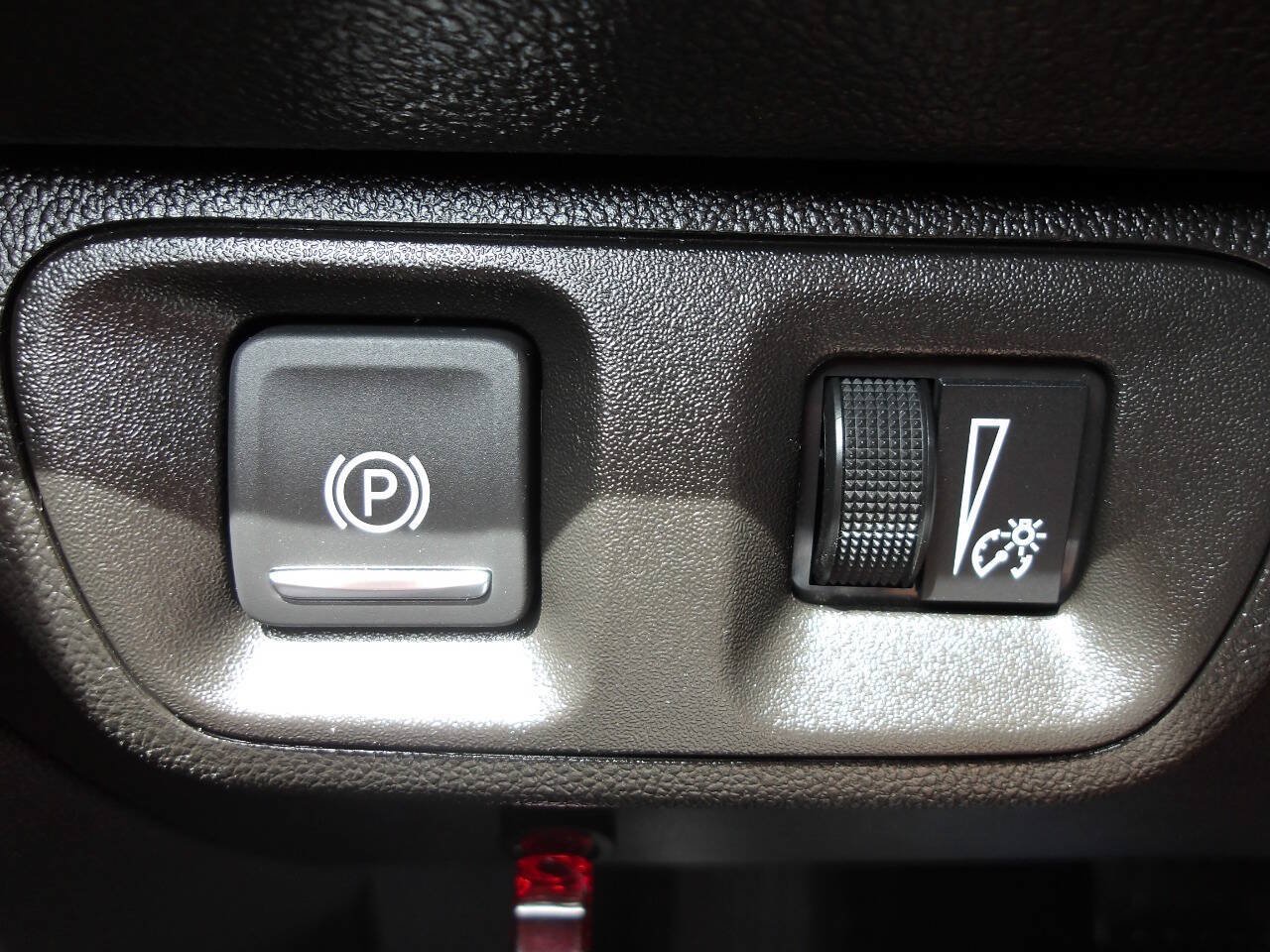 Used 2020 GMC Acadia SLE AWD/4WD image 22